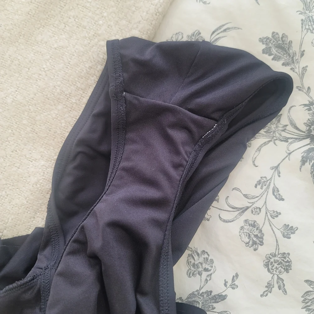 MICHAEL KORS Black Ruffle Low Back One Piece Swimsuit Size 10 Resortwear